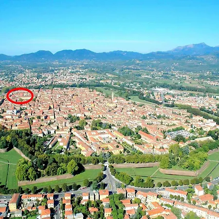 Charming Mansion In Tatil Evi Lucca